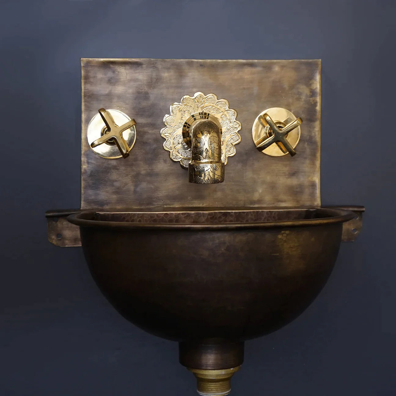 Copper Mounted Sinks | Wall Mounted Sinks | Zayian