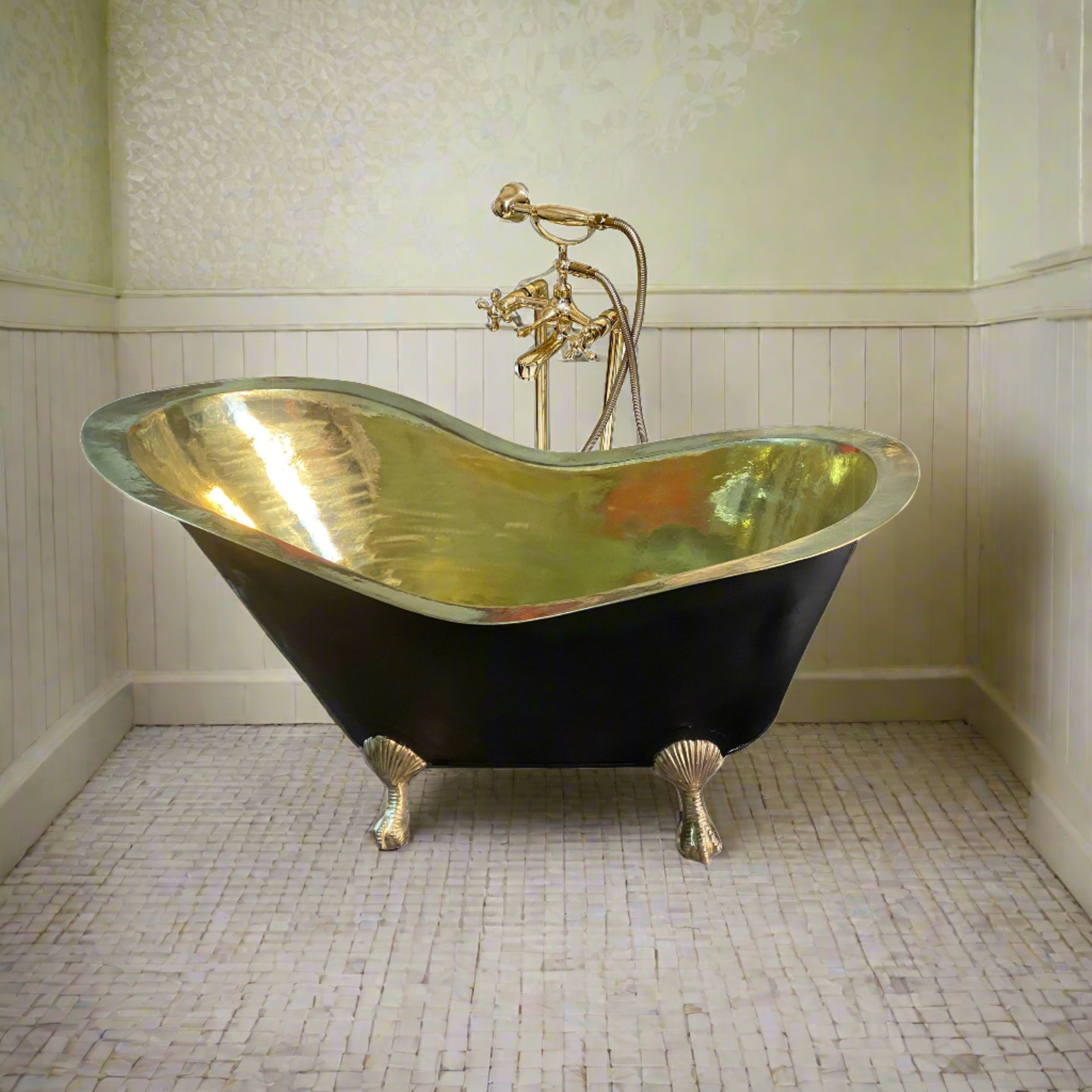 Brass Clawfoot Brass Bathtub With Black Exterior