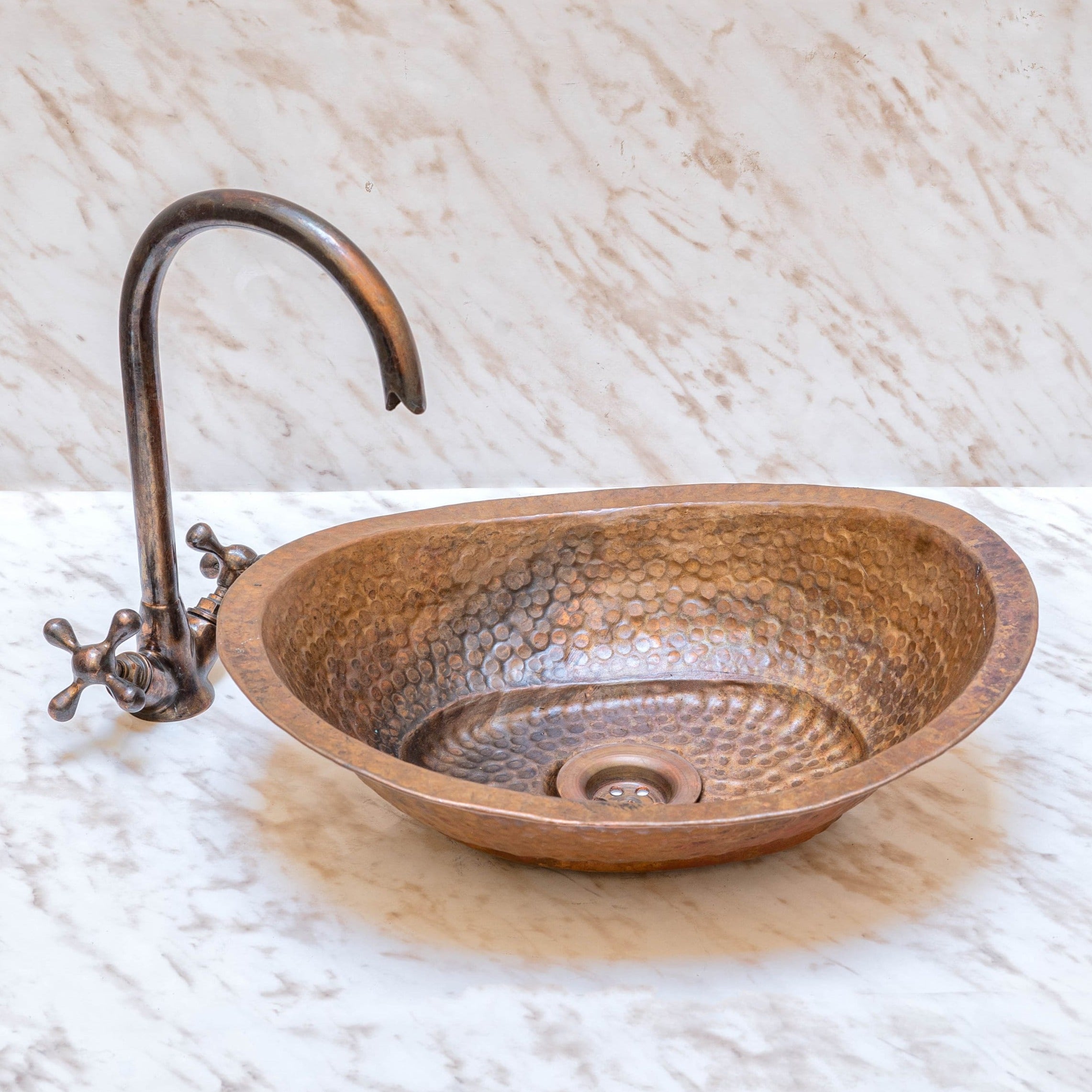 Hammered Rustic Aged Copper Bathroom Sink , Copper Hand Hammered Oval Bathroom Vanity Sink Zayian