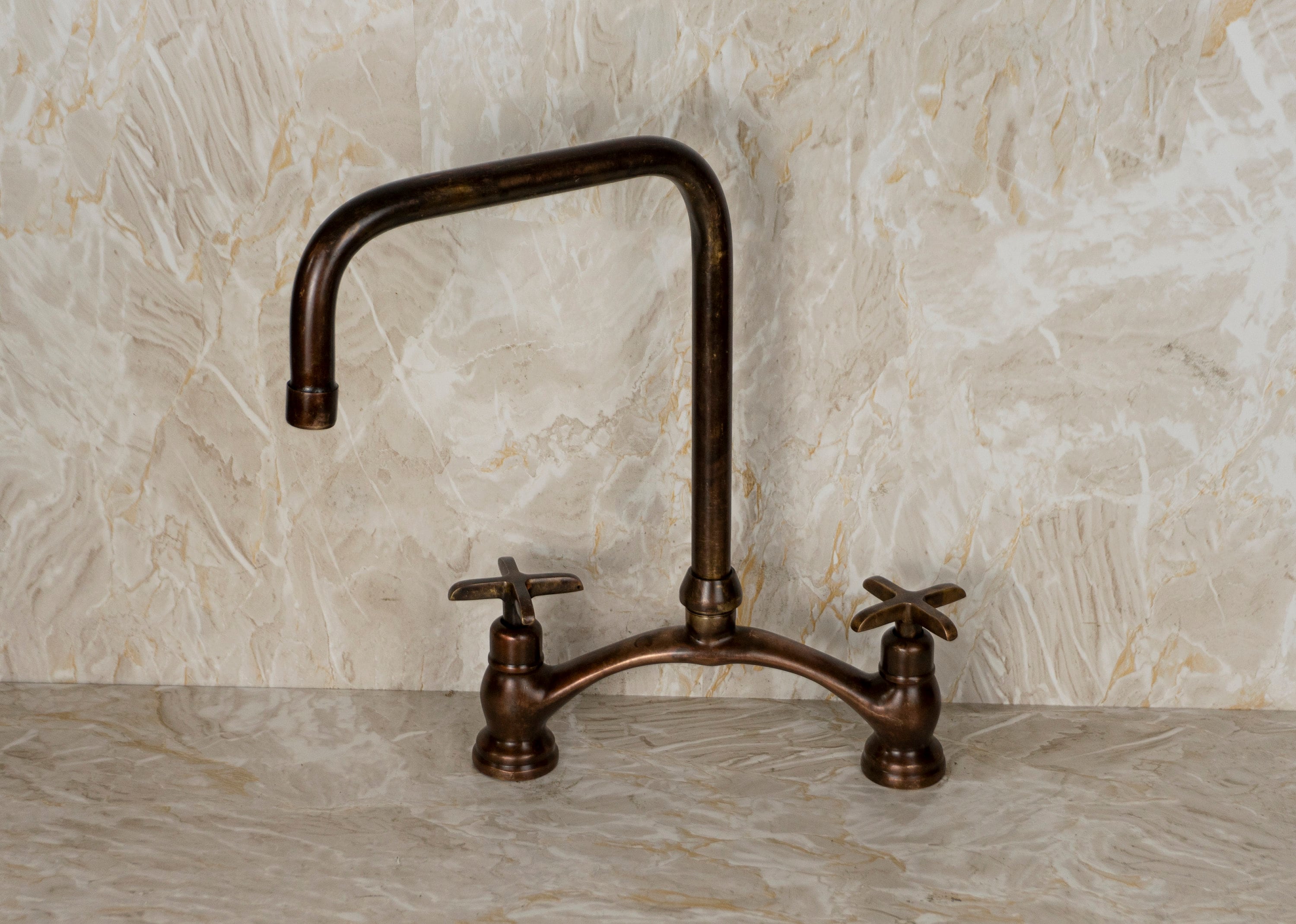 oil rubbed bronze kitchen faucet